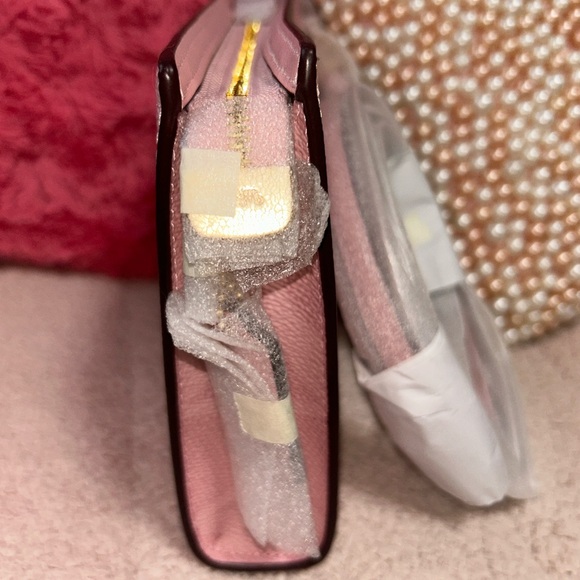 NEW Coach Slim Crossbody Bag in Powder Pink/LM - Picture 3 of 10